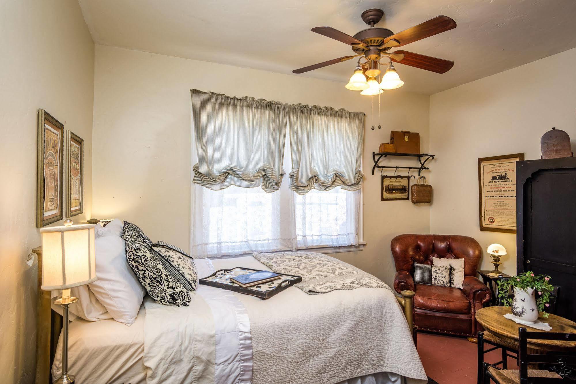 Joshua Inn Bed & Breakfast Hollister Kültér fotó